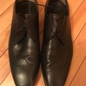Aldo leather men’s Oxford shoes in excellent condition. Size 11